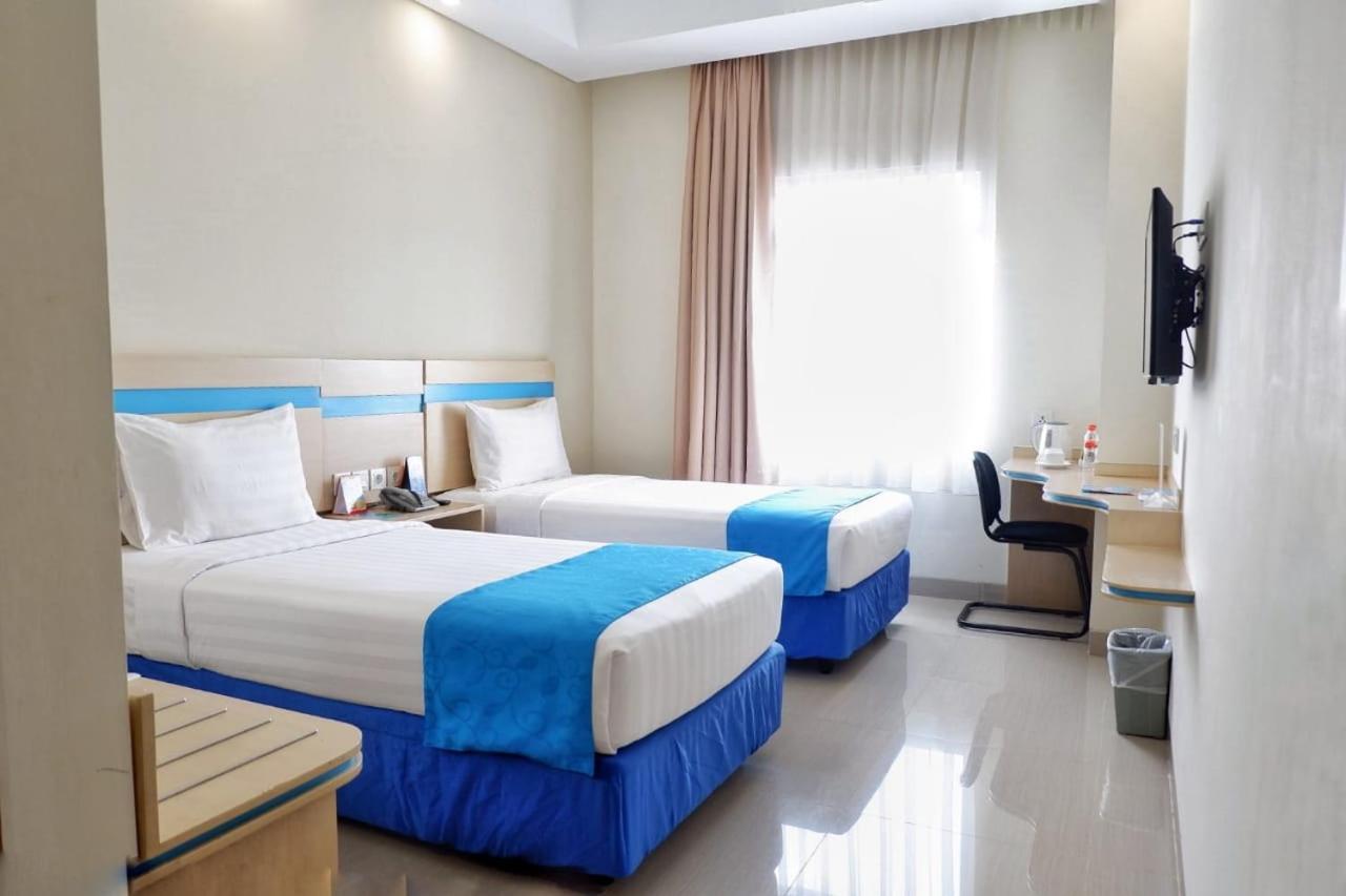 Hotel Brothers Biru Solo Baru Ngoại thất bức ảnh