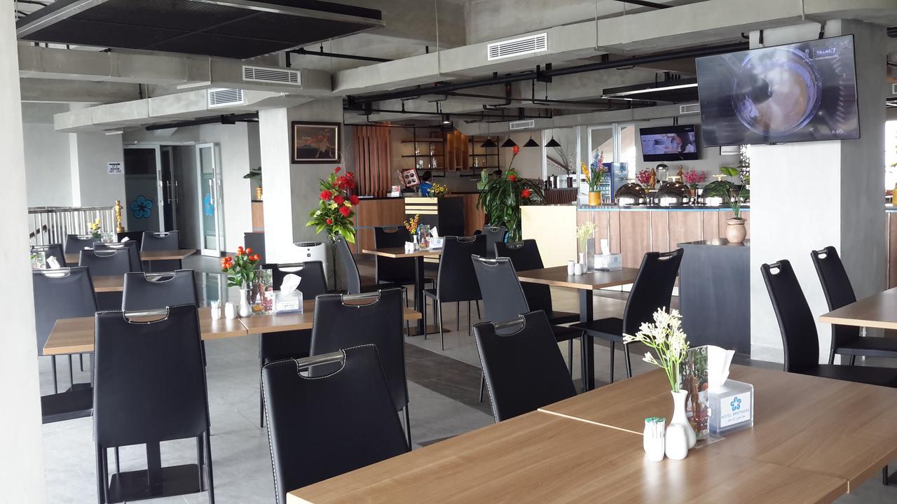 Hotel Brothers Biru Solo Baru Ngoại thất bức ảnh