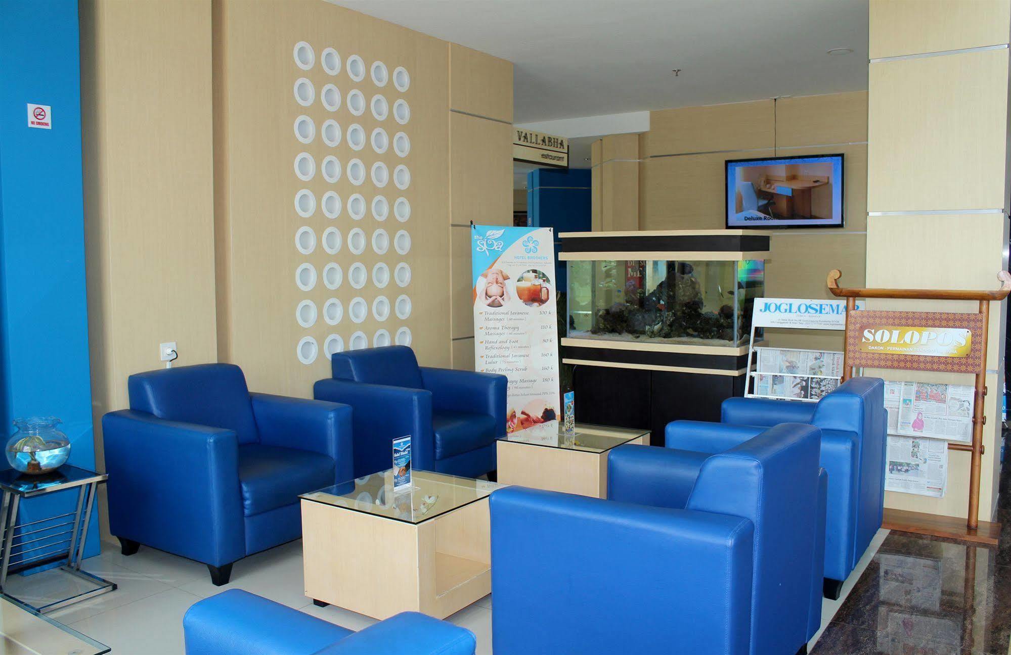Hotel Brothers Biru Solo Baru Ngoại thất bức ảnh