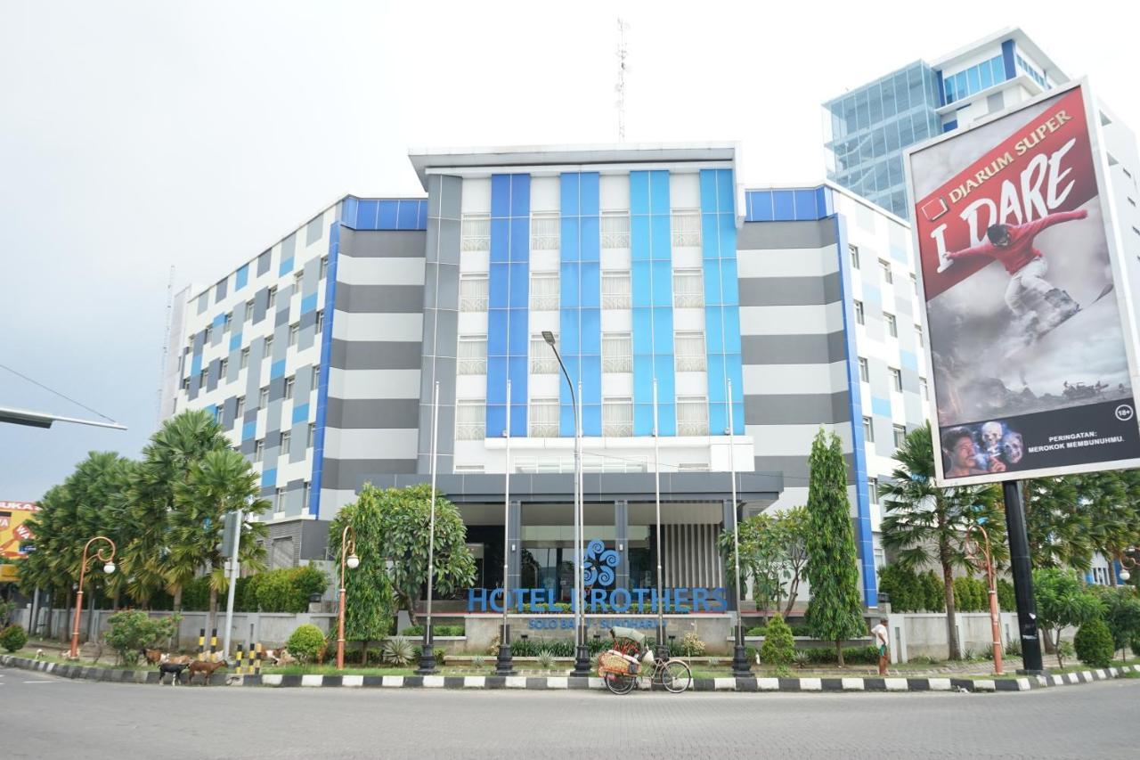 Hotel Brothers Biru Solo Baru Ngoại thất bức ảnh
