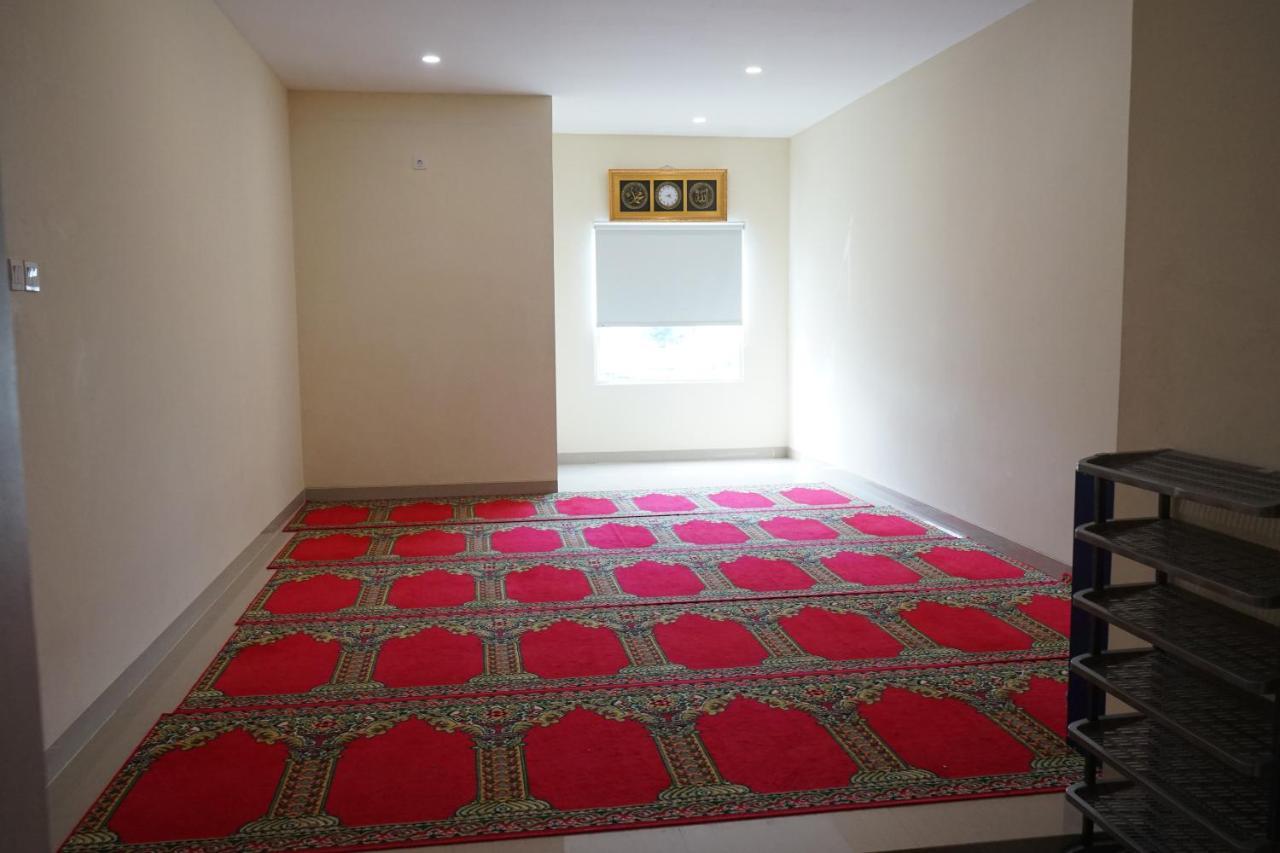 Hotel Brothers Biru Solo Baru Ngoại thất bức ảnh