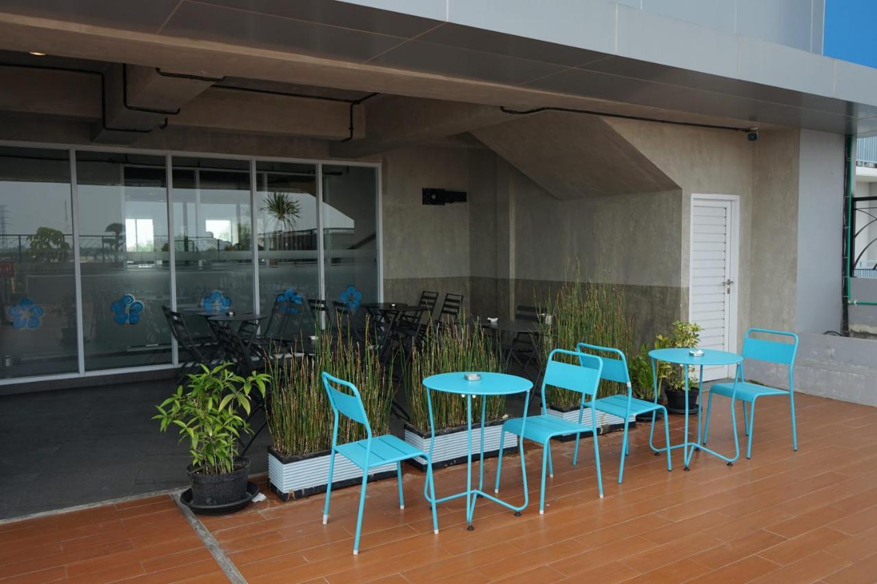 Hotel Brothers Biru Solo Baru Ngoại thất bức ảnh
